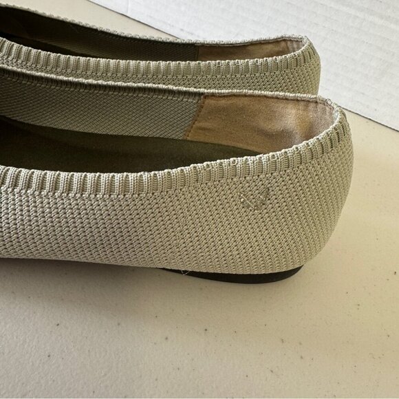 Vivaia Aria 2.0 Mint Gray Pointed Toe Ballet Flat Comfort Shoes Size 37.5 - Picture 6 of 16